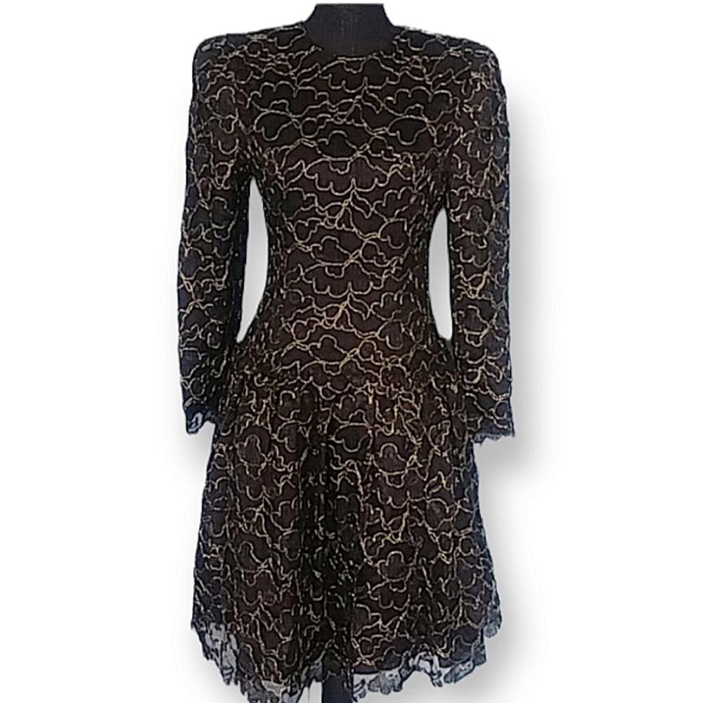 Vintage Maggie London Knee Length Lace Dress
